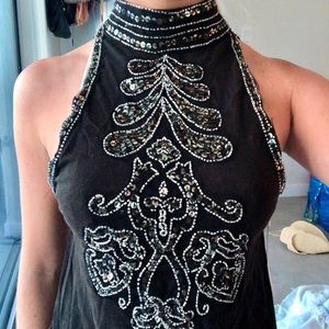 URBAN OUTFITTERS EMBELLISHED TOP XS BLACK